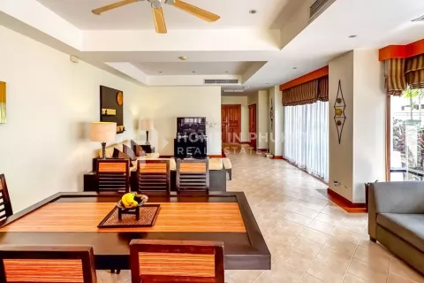 House in Phuket, Thailand 3 bedrooms № 131284 - photo 3