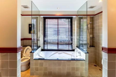 House in Phuket, Thailand 3 bedrooms № 131284 - photo 11