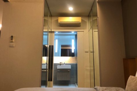 Condo in Bangkok, Thailand, 1 bedroom  № 124868 - photo 4