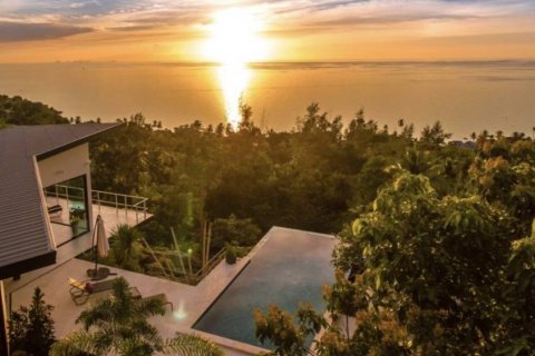 Loft in Surat Thani, Thailand 2 bedrooms № 132479 - photo 2