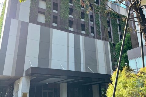 Condo in Khlong Toei, Bangkok, Thailand, 2 bedrooms  № 124050 - photo 14