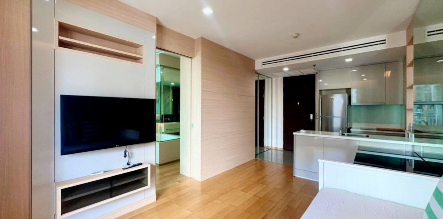 Condo in Ratchathewi, Bangkok, Thailand, 1 bedroom  № 124052