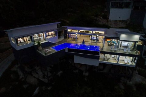 Villa in Ko Samui, Thailand 2 bedrooms № 124051 - photo 14