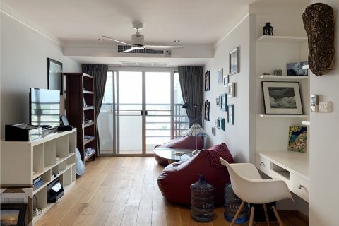 Condo in Khlong Toei, Bangkok, Thailand, 3 bedrooms  № 124048 - photo 12