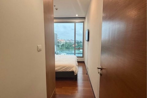 Condo in Khlong Toei, Bangkok, Thailand, 2 bedrooms  № 132283 - photo 2