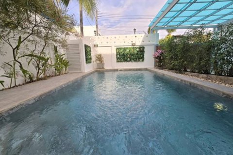 Villa in Kathu, Thailand 4 bedrooms № 124389 - photo 7