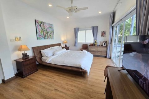 Villa in Kathu, Thailand 4 bedrooms № 124389 - photo 6