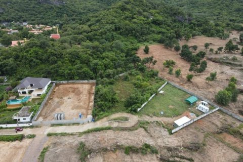 Land in Hua Hin, Thailand № 124390 - photo 2