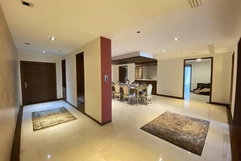 Condo à Bangkok, Thaïlande, 3 chambres № 142966 - photo 3