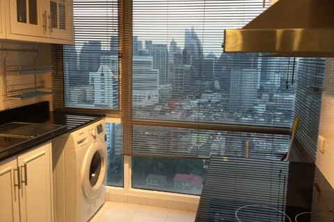 Кондоминиум с 2 спальнями в Бангкоке, Таиланд № 142968 - фото 4