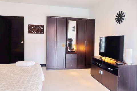 Студия в кондо на Пляж Джомтьен, Паттайя, Таиланд № 132156 - фото 9