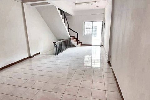 Propriété commerciale à Bang Na, Bangkok, Thaïlande 300 m2 № 86662 - photo 6