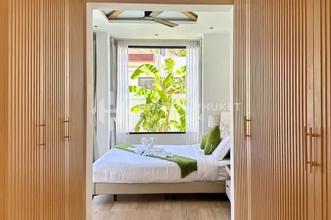 House in Rawai, Thailand 4 bedrooms № 131638 - photo 4