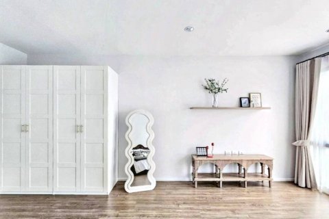 Дом в Сапхансунге, Бангкок, Таиланд с 4 спальнями  № 132976 - фото 2