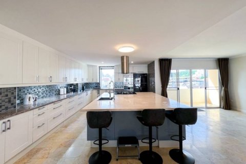 Кондоминиум с 5 спальнями в Паттайе, Таиланд № 132978 - фото 5