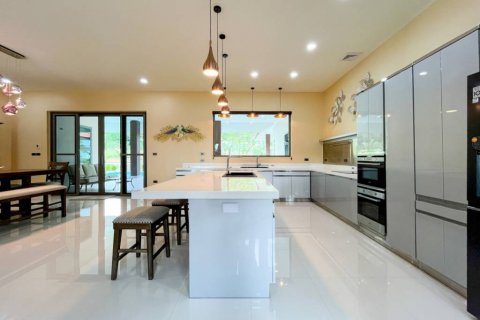 Дом в Паттайе, Таиланд с 4 спальнями  № 132974 - фото 9