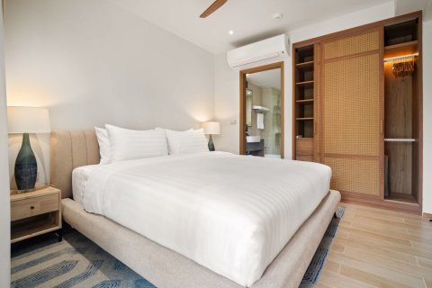 Condo in Bang Tao, Thailand, 3 bedrooms  № 132091 - photo 11