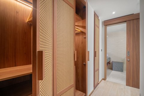 Condo in Bang Tao, Thailand, 3 bedrooms  № 132091 - photo 14