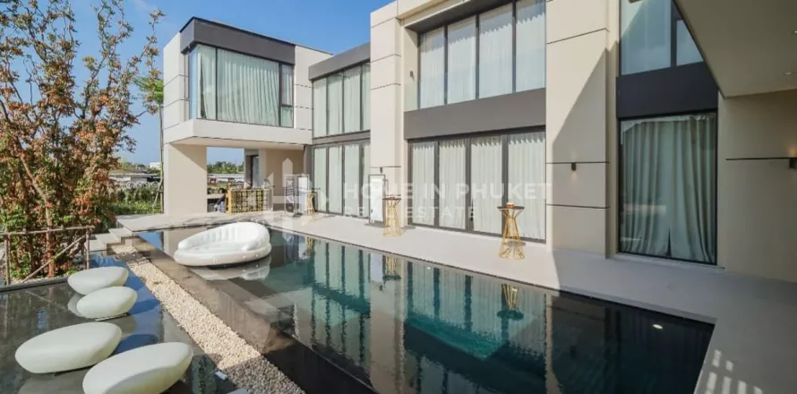 Дом в Чалонге, Таиланд с 4 спальнями  № 131841