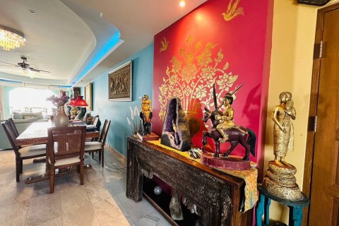 Condo in Pattaya, Thailand, 2 bedrooms  № 123077 - photo 26