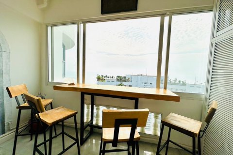 Condo in Pattaya, Thailand, 2 bedrooms  № 123077 - photo 7