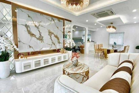 Вилла в Паттайе, Таиланд с 5 спальнями № 142888 - фото 21