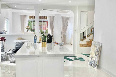 Вилла в Паттайе, Таиланд с 5 спальнями № 142888 - фото 12