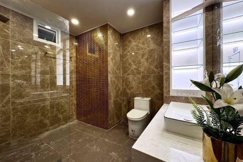 Вилла в Паттайе, Таиланд с 5 спальнями № 142888 - фото 20