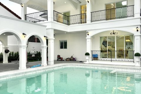 Вилла в Паттайе, Таиланд с 5 спальнями № 142888 - фото 17