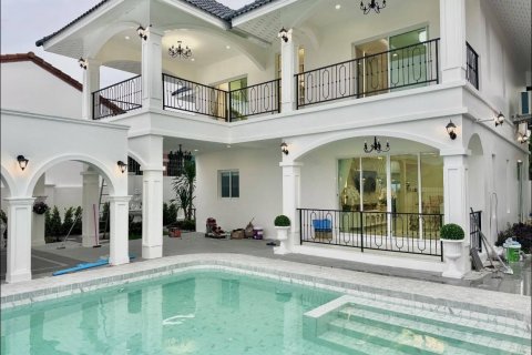 Вилла в Паттайе, Таиланд с 5 спальнями № 142888 - фото 14
