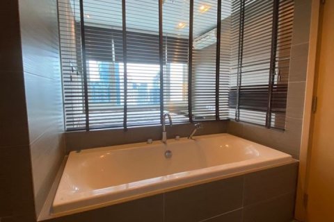 Кондоминиум с 2 спальнями в Бангкоке, Таиланд № 142955 - фото 8