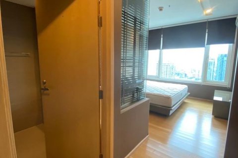 Кондоминиум с 2 спальнями в Бангкоке, Таиланд № 142955 - фото 5