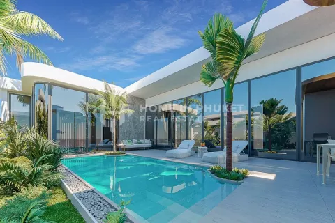 Дом в Пхукете, Таиланд с 3 спальнями  № 131657 - фото 1