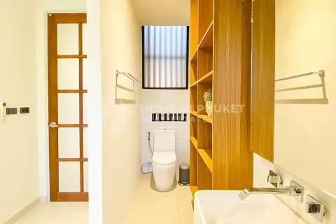House in Phuket, Thailand 3 bedrooms № 131655 - photo 21