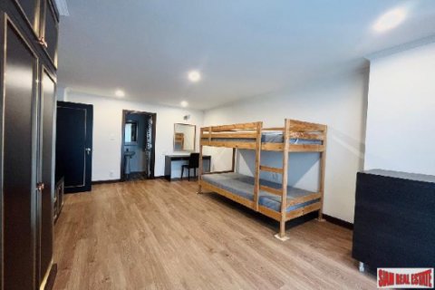 Квартира в Бангкоке, Таиланд с 3 спальнями  № 124848 - фото 23