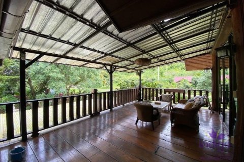 House in Chiang Mai, Thailand 4 bedrooms № 119908 - photo 17