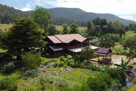 House in Chiang Mai, Thailand 4 bedrooms № 119908 - photo 4