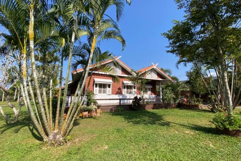House in Chiang Mai, Thailand 3 bedrooms № 119912 - photo 1