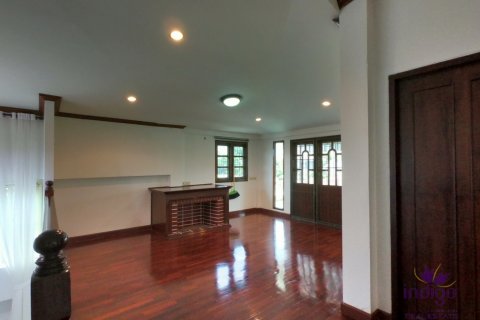 House in Chiang Mai, Thailand 6 bedrooms № 119906 - photo 13