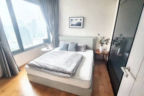 Condo in Khlong Toei, Bangkok, Thailand, 2 bedrooms  № 104823 - photo 3