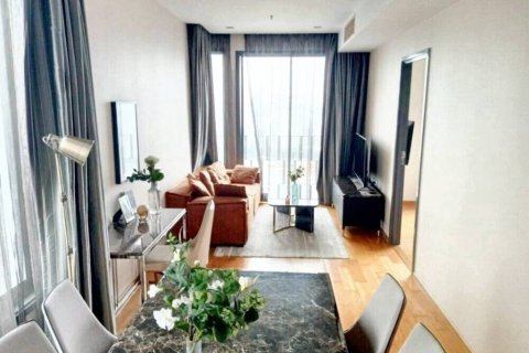 Condo in Khlong Toei, Bangkok, Thailand, 2 bedrooms  № 104823 - photo 1