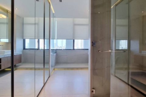 Condo in Bangkok, Thailand, 3 bedrooms  № 86204 - photo 10