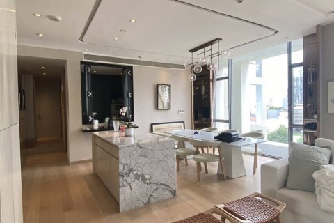 Condo in Bangkok, Thailand, 3 bedrooms  № 86204 - photo 1