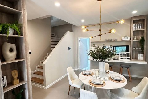 Villa in Pattaya, Thailand 4 bedrooms № 123315 - photo 8