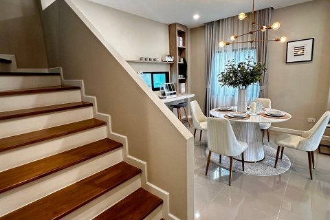 Villa in Pattaya, Thailand 4 bedrooms № 123315 - photo 7