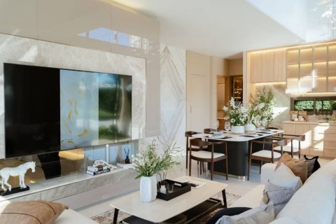 Villa in Pattaya, Thailand 4 bedrooms № 123313 - photo 2