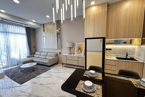 Villa in Pattaya, Thailand 4 bedrooms № 123317 - photo 6