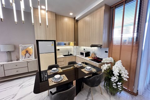 Villa in Pattaya, Thailand 4 bedrooms № 123317 - photo 5