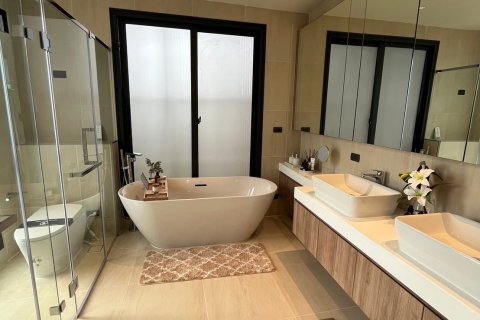 Вилла в Паттайе, Таиланд с 3 спальнями  № 123318 - фото 2