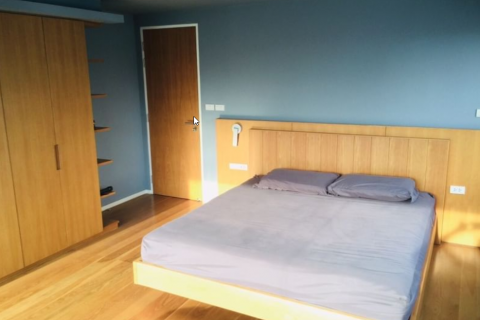 Condo in Watthana, Bangkok, Thailand, 3 bedrooms  № 123656 - photo 10